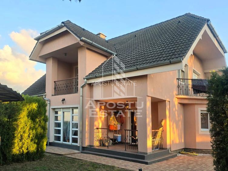 Vilă, de vanzare, la intrare in Macea, ZERO comision - 2