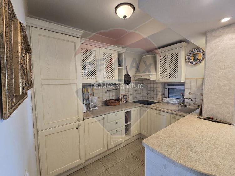 DE VANZARE Apartament cu 4 camere în Mamaia Nord - 16