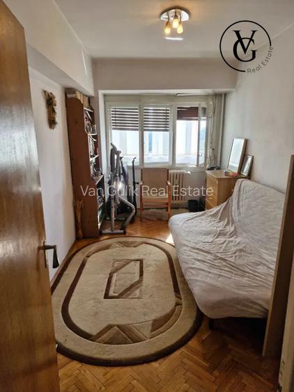 Apartament 3 camere Piata 1 Mai - 6
