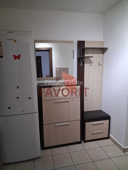 2 camere | centrala proprie | boxa | mobilat si utilat | zona excelenta | - 4