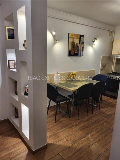 Apartament spatios de 3 camere, ultracentral, strada Arcu - 9