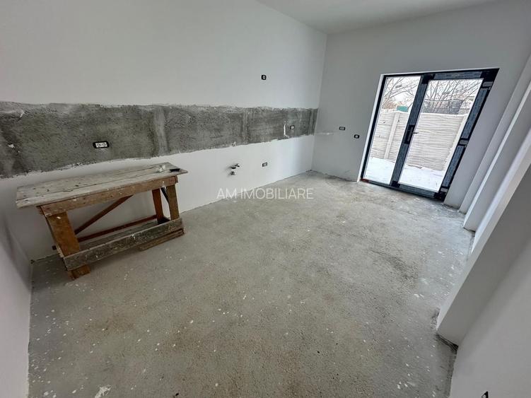 CASA INDIVIDUALA CARTIERUL LATIN, 4 CAMERE, TOATE UTILITATILE,COMIS 0% - 13