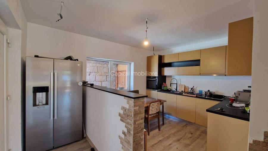 Casa de vanzare in Mocira, 3 camere + anexa tip garsoniera Comision 0% - 4