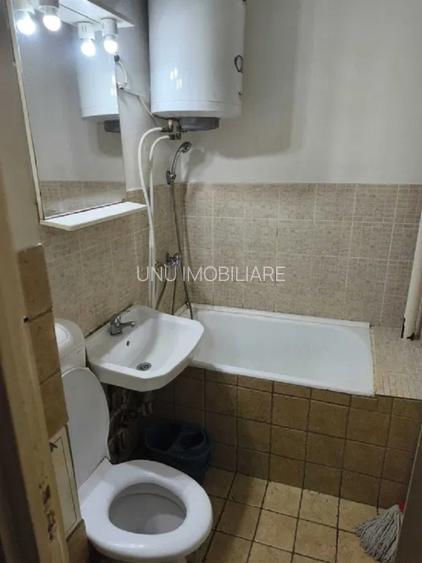 Garsoniera -zona Zimbru- - 2