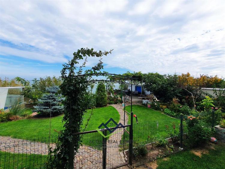  Ovidiu |  VILA P+1 |  PRIMA LINIE LA LAC - 9