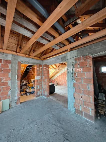 Casa individuala de vanzare 2011, garaj si curte, Colentina cartier Ion Creanga - 19