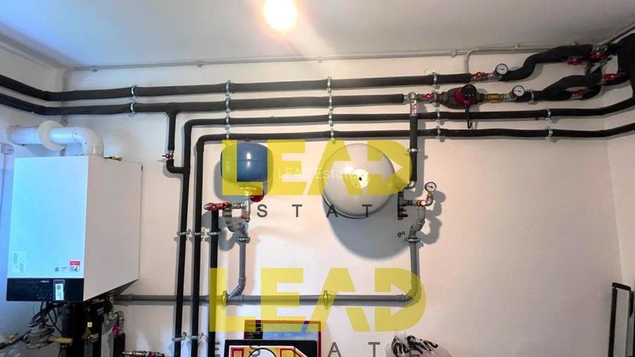 Casa renovata complet! 210 mp utili pe teren de 548 mp! - 25