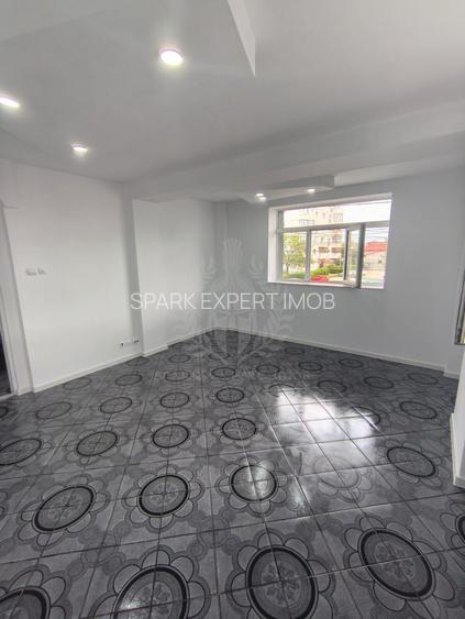 SPATIU BIROURI//CABINETE MEDICALE//CANTACUZINO - 10