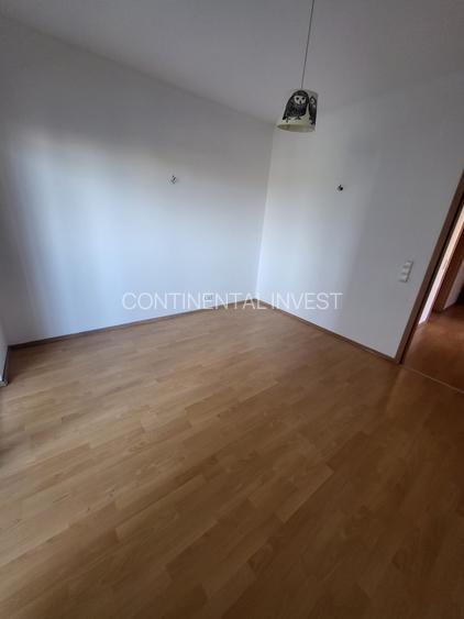 Ap 4 camere Dna Ghica Plaza, 2 locuri parcare, se accepta persoane straine,140mp - 10