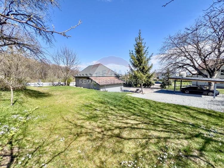 Casa cu 3 camere si 1500mp teren de inchiriat in Faget - 3