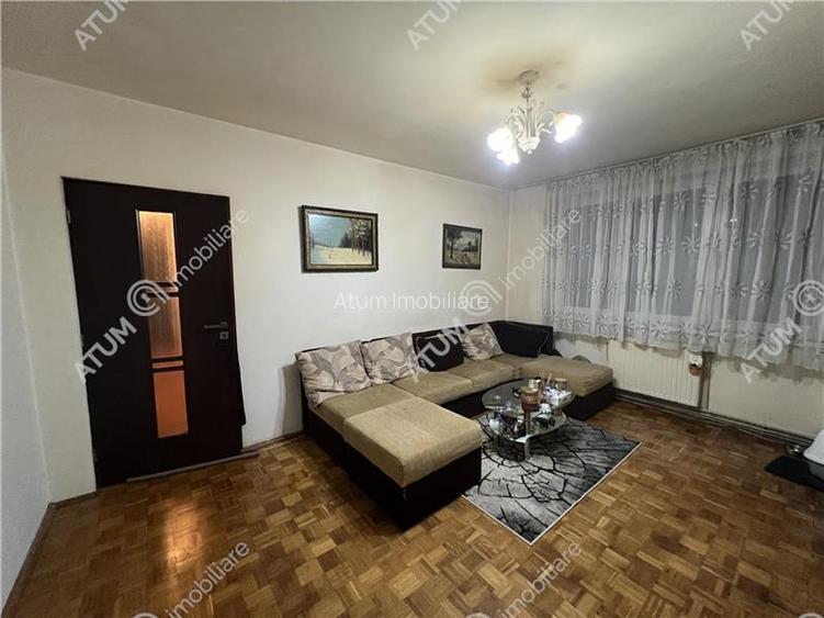 Apartament cu 4 camere 2 bai si balcon etaj 1 zona Rahovei din Sibiu - 11