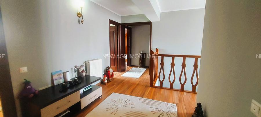 Industriilor-cartier 23 August, P+1, garaj si anexe,teren 389m.p, comision 0%. - 30