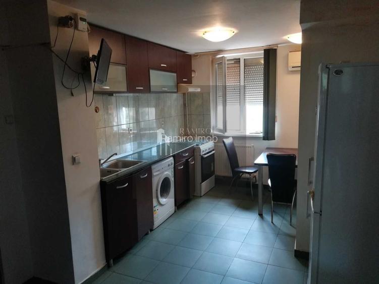 Apartament 3 camere, decomandat, Ozana , Titan, 1 decembrie 1918 - 4