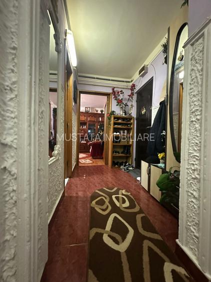 Apartament 4 camere decomandat, C. Calarasilor-Viziru 3. - 5