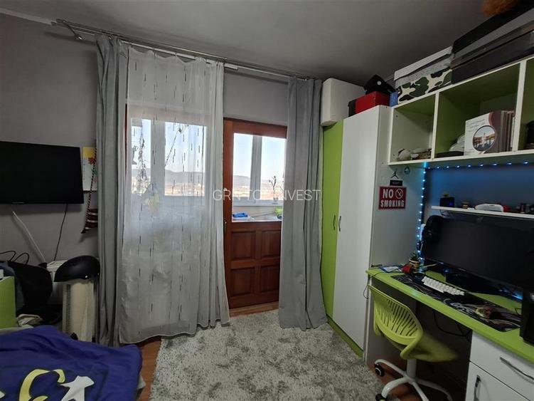 Apartament 3 camere 2 bai debara zona Semaforului - 12