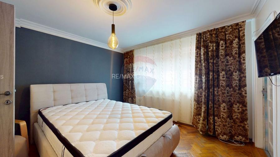 Casă / Vilă cu 9 camere de vânzare în zona Valea Cerbului comision 0% - 3