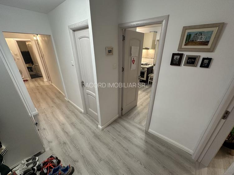 Apartament 3 camere zona Tomis 3 cu Centrala Renovat Total - 10