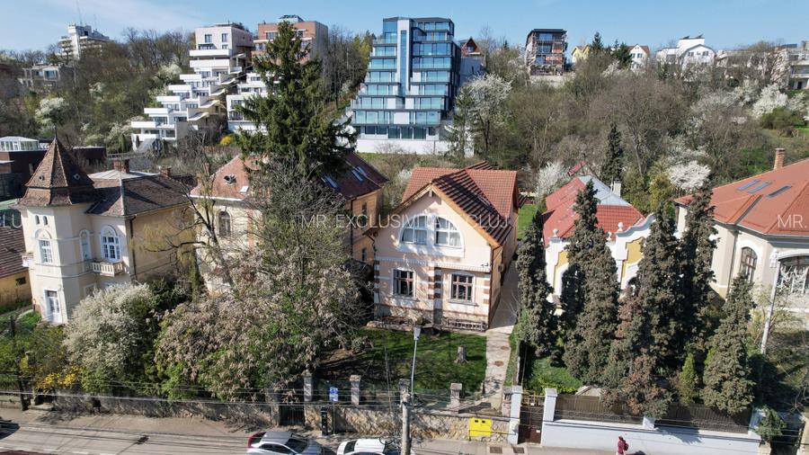 Vanzare casa teren generos Centru, str. E. Racovita - 2