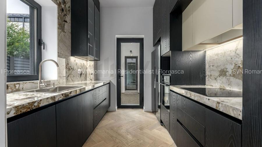 REV2004888 Vila deosebita I Erou Iancu Nicolae - 13