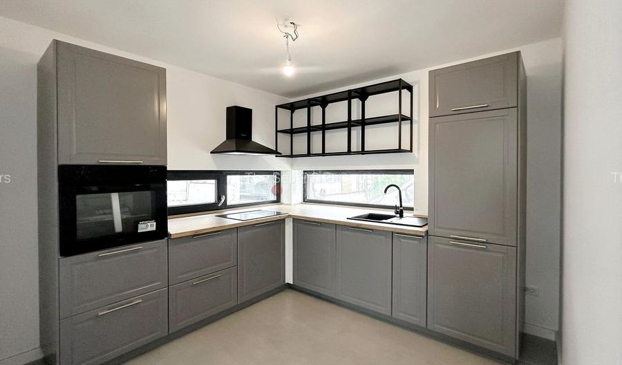 Suprafete Vitrate Mari - 2