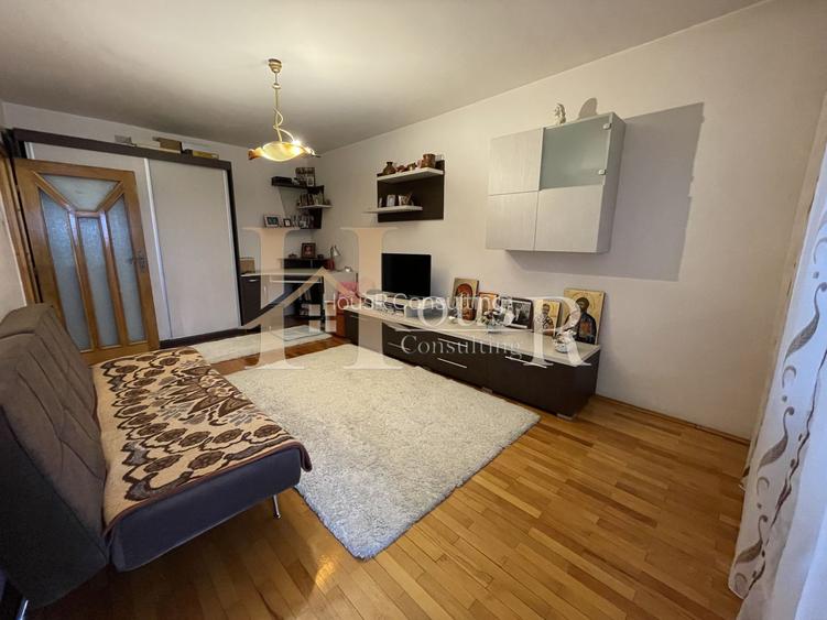 Aproape de Complexul Studentesc. Decomandat. 2 bai. Centrala proprie - 6