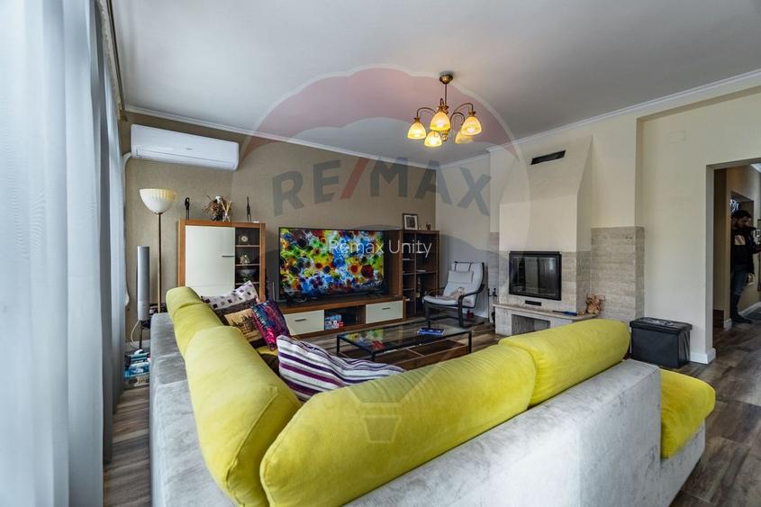 Casă spațioasă 350 mp utili, Teren 650 mp, Garaj subteran, Tractorul - 19