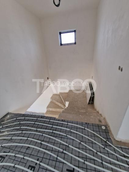 Casa individuala cu curte terasa si garaj Selimbar Sibiu - 12