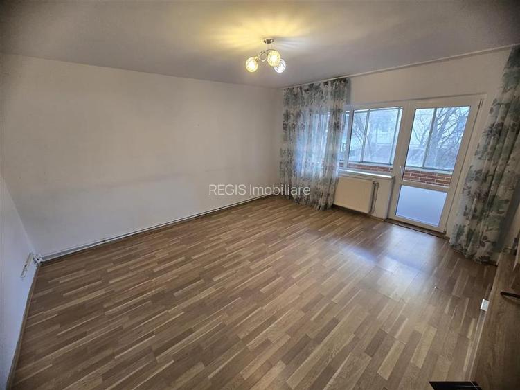Apartament 3 camere la pret de 2 camere /  zona Gemenii - 2