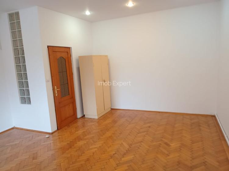 Inchiriez spatiu de birouri, 80 mp, Str Lunga - 2