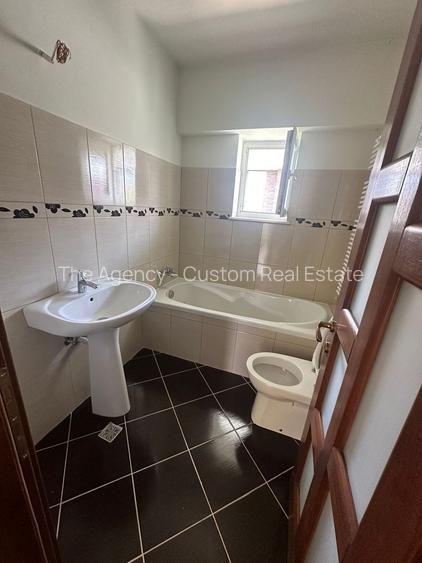 Casa individuala - P+1M, 4 camere - Corbeanca, strada Laguna Albastra - 16