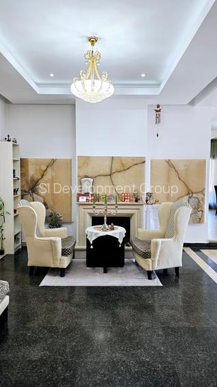 Proprietate speciala | Vila 10 camere |  Straulesti | Teren 1900 mp - 2