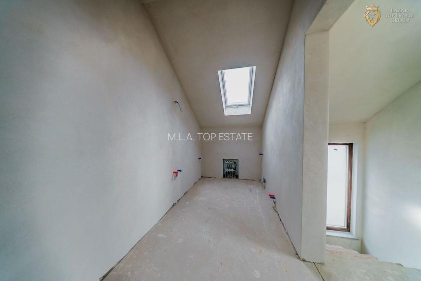 Vilă noua P+M in Sanleani - 29