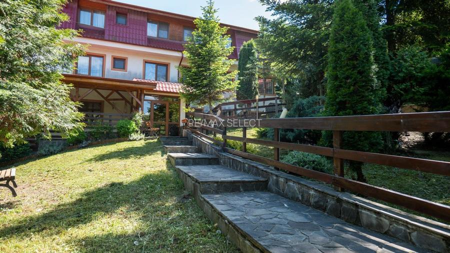 Oferta - vanzare pensiune 10 camere si casa de vacanta, Slanic Prahova - 3