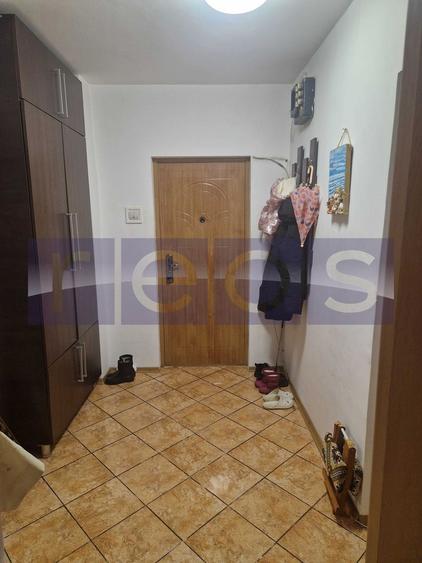 VANZARE 3 CAMERE - DECOMANDAT- DRISTOR-10 min de metrou - 6