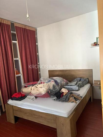 FALEZA NORD, CASA CU 6 CAMERE, 324 MP, PRET 420000 EURO - 2