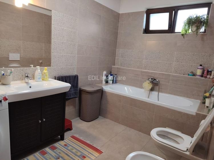 Apartament de vânzare, 3 camere, 54 mp, Borhanci - 5