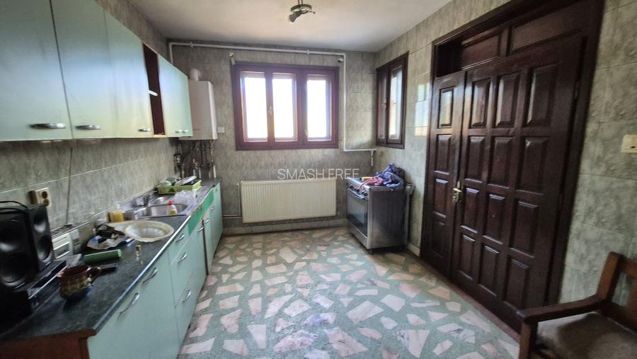 Casa P+2 - 244,08 mp + anexa + Garaj + teren 248 mp - Parcul Carol - 10