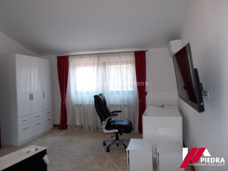 Inchiriez vila  de lux ,in zona Calea Dumbravii mobilata si utilata - 7