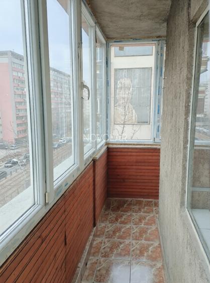 Apartament 3 camere Decomandat - necesita renovare - 8