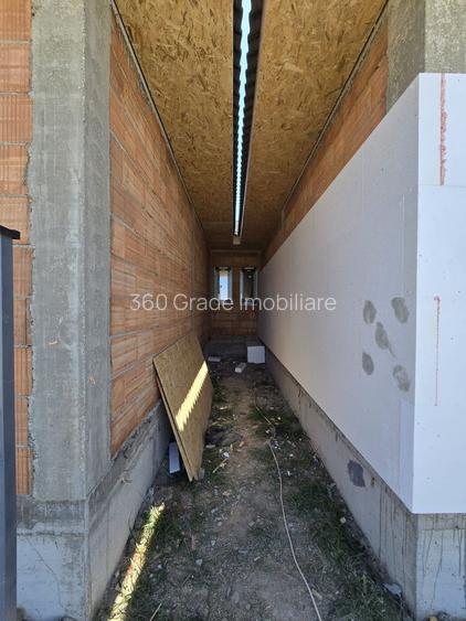 Duplex despartit prin cam. tehnica / Toate utilitatile - 5