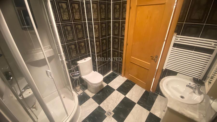 Cotroceni , Doctor Carol Davila, metrou Eroilor, piscina, constructie 2000! - 3