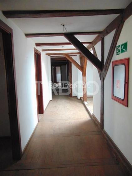 Pensiune cu 19 camere de inchiriat in Sibiu zona Centrala - 16
