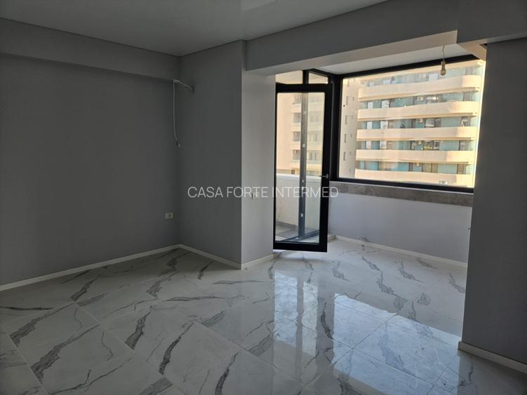 2 camere Mamaia  Building Ștefan Resort 2  82000 € - 5