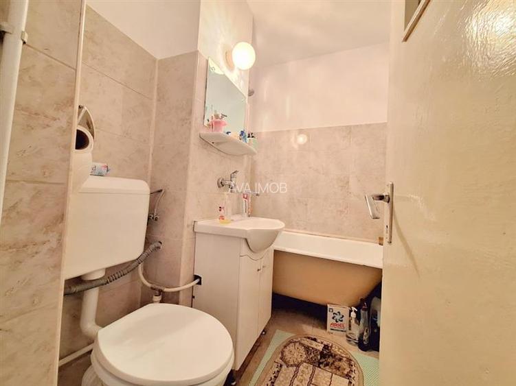Apartament 2 camere semidecomandat zona Milcov - 9