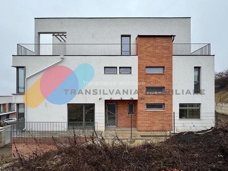 Unitate duplex, 170mp cu garaj in Voronet - 2