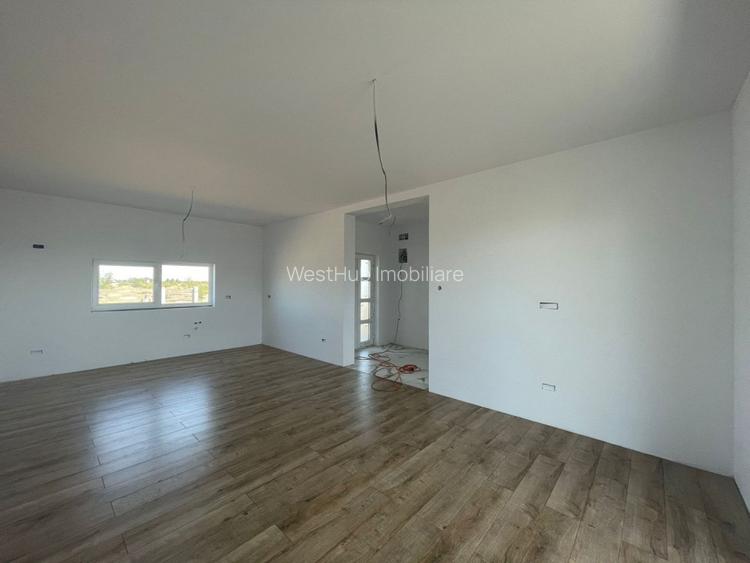 Duplex 3 camere despartit prin baie - Urseni - 2