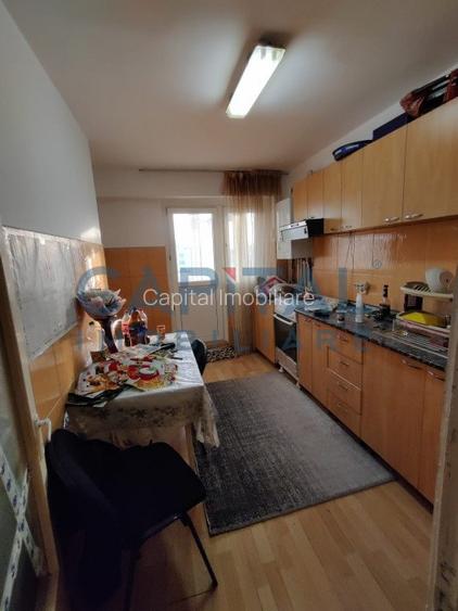 Comision 0%! Apartament de vanzare 3 camere dec, 68 mp, etaj 4 - 4