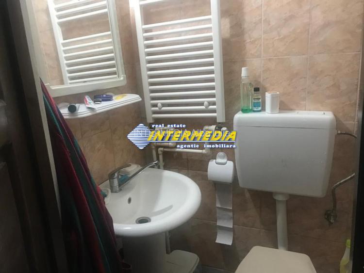 Casa de vanzare cu 3 camere in Alba Iulia zona Centru - 9