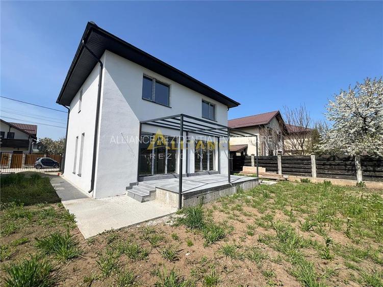 Vila Individuala - 5 camere-3 bai-Strada Miorita-500 M  de STV - 7