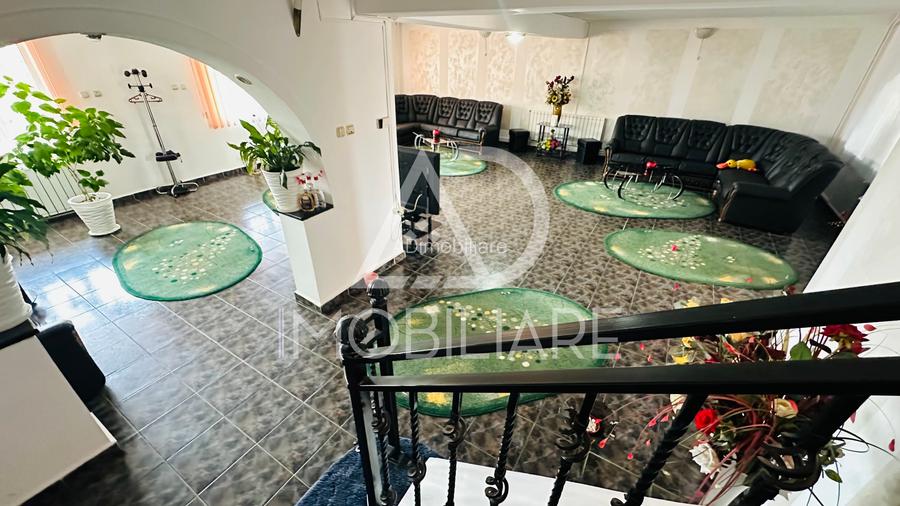 Vânzare vilă spațioasă în Târgu-Jiu , Bld Ecaterina Teodoriu - 2